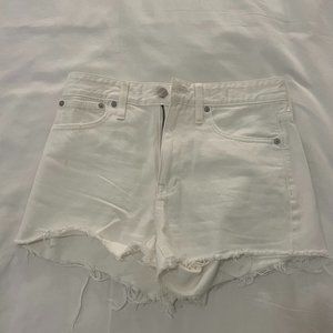 Madewell - Relaxed Denim Shorts in White - Size 25